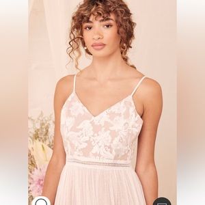 Size Large Elenor's White Embroidered Maxi